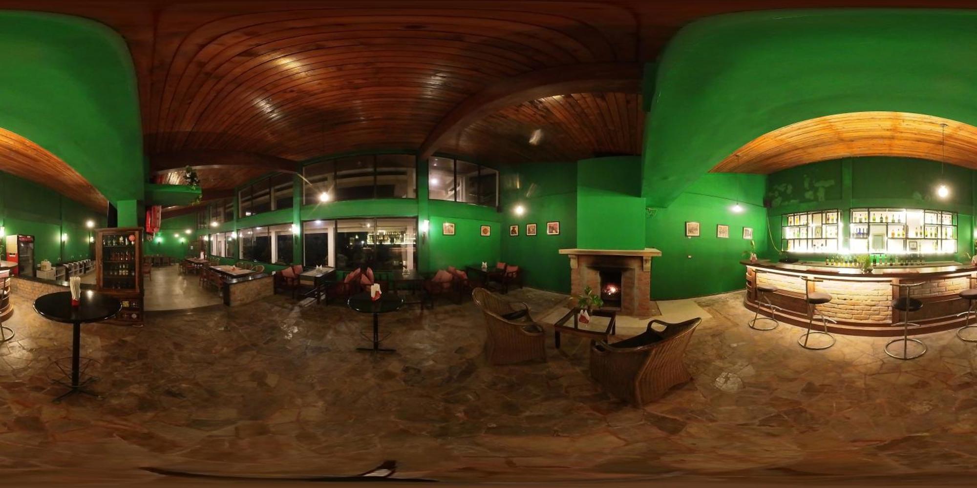 Landmark Woods Hotel Kaziranga Ngoại thất bức ảnh