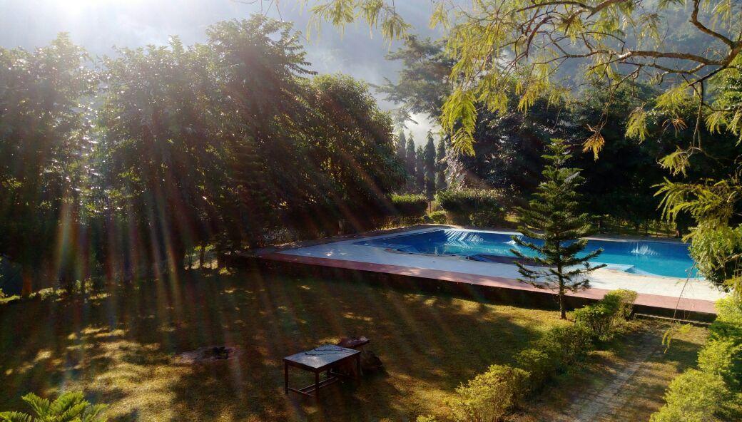 Landmark Woods Hotel Kaziranga Ngoại thất bức ảnh